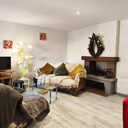 Appartement Cosy Et Chaleureux, Centre Village, Proche Commodite Champagne-en-Valromey